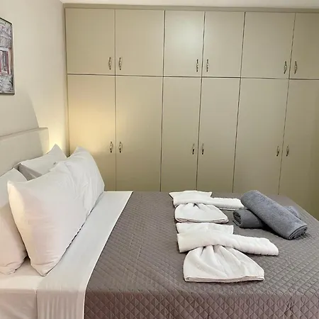Arian Apartment *