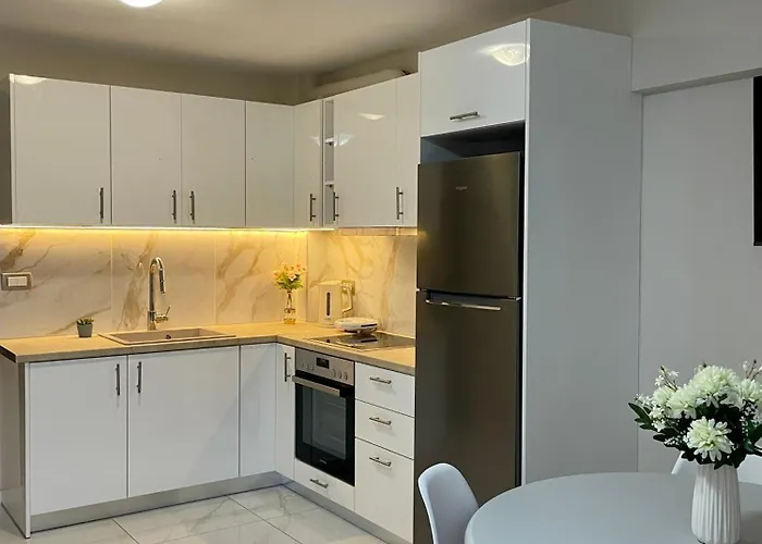 Arian * Argostoli (Kefalonia)